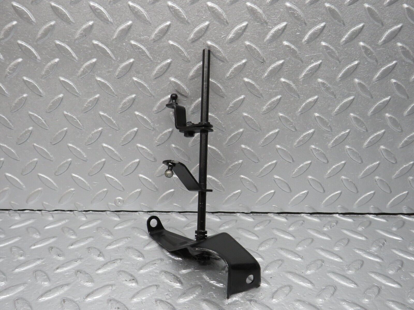 40170 Mercedes-Benz R107 350SL Throttle linkage