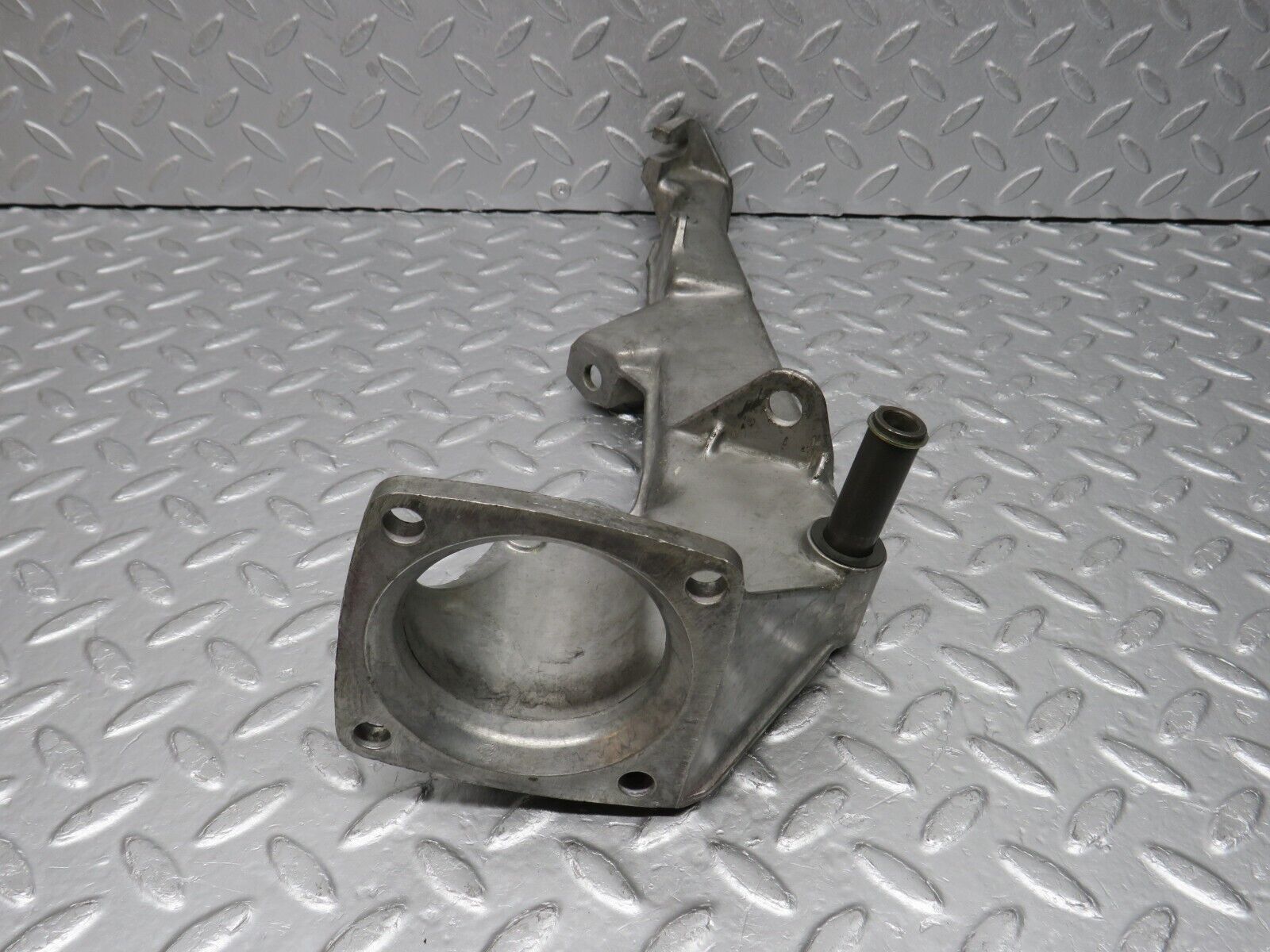 39110 Mercedes-Benz R107 500SL Brake Pedal Bracket 1072941101