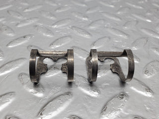 W123 valve rocker arm with retaining spring used OEM