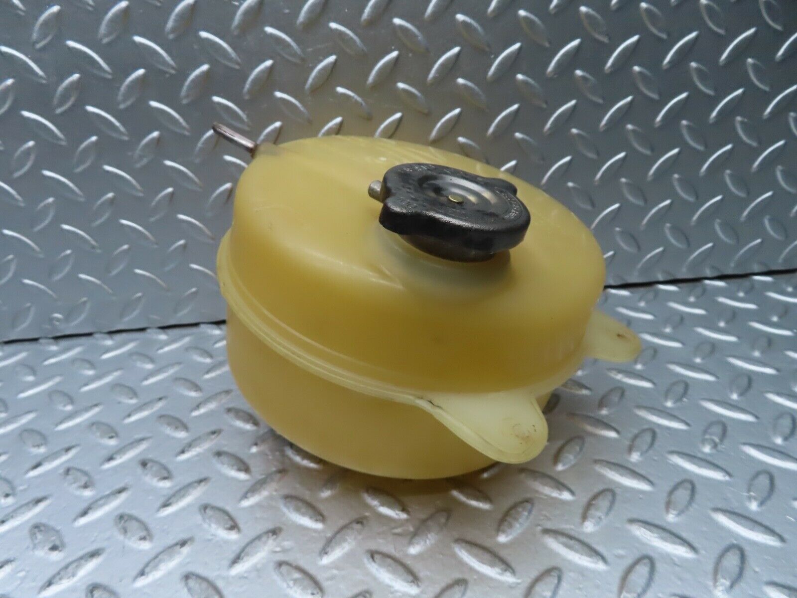 20606 Mercedes-Benz R107 450SL Coolant Reservoir Tank 1075000349
