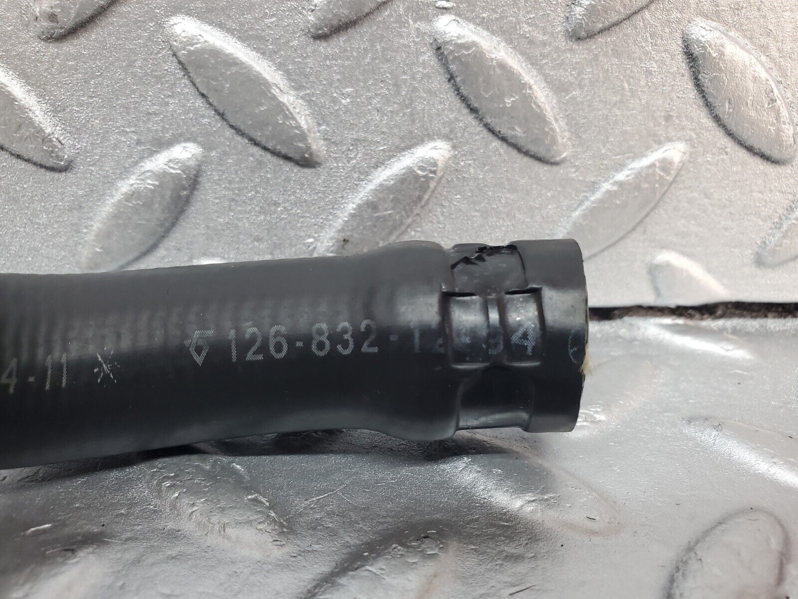 45689 Mercedes-Benz W126 420SE Heater Hose Pipe 1268321294