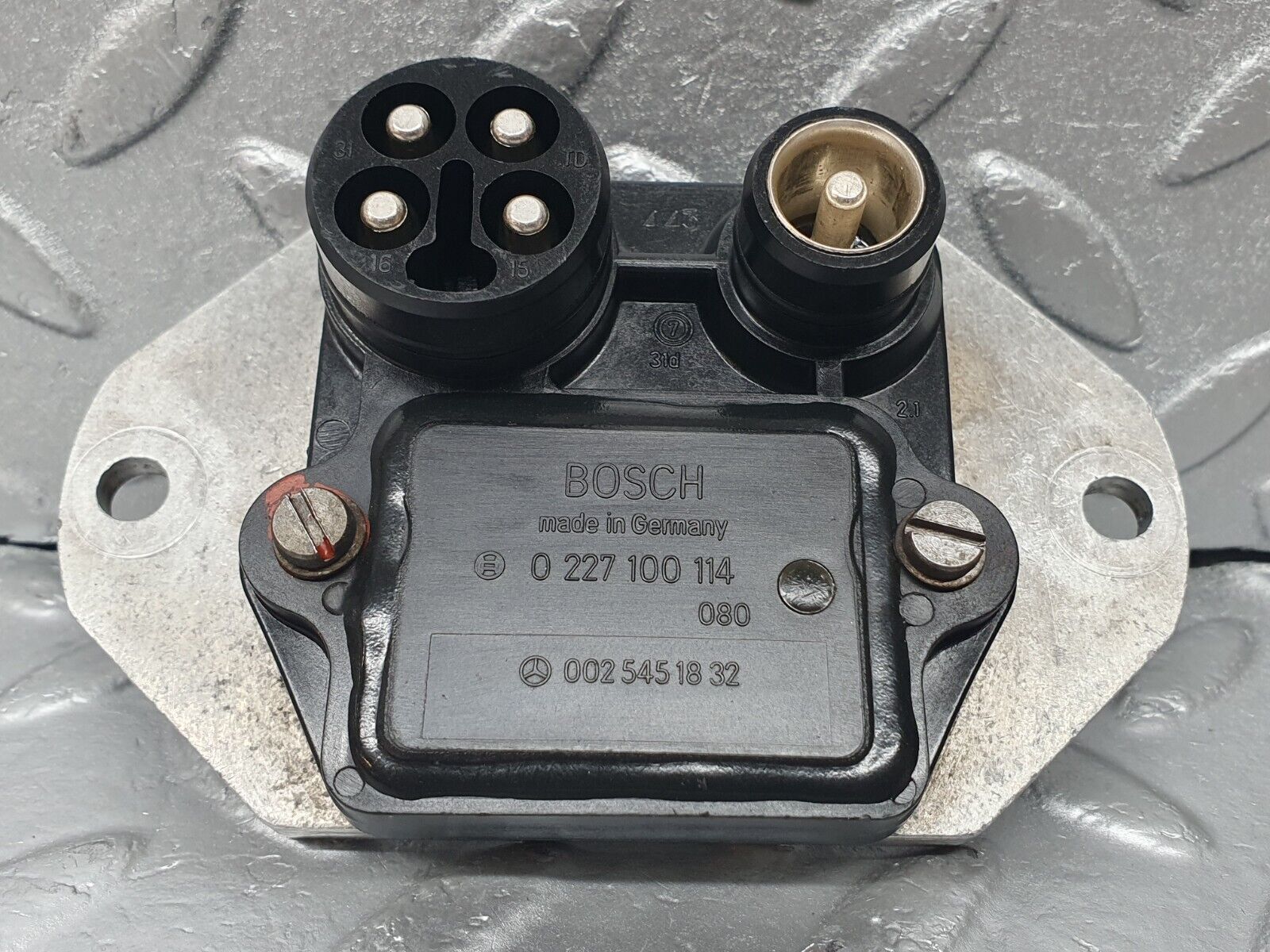 44061 Mercedes-Benz C123 230CE Coupe Ignition Control Unit Bosch 0025451832 0227100114