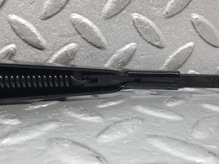 W126 Coupe windscreen wiper arm right side used OEM