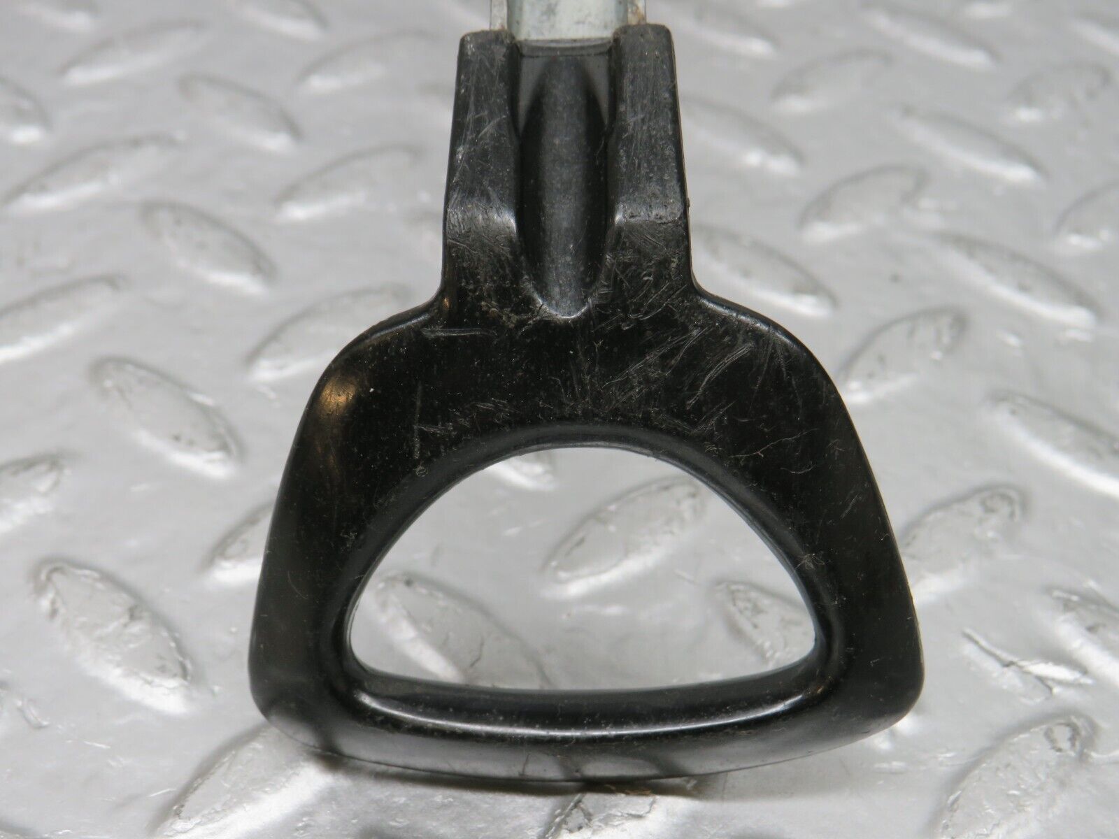 33204 Mercedes-Benz C107 R107 Front Left Seat Sliding Adjust Handle