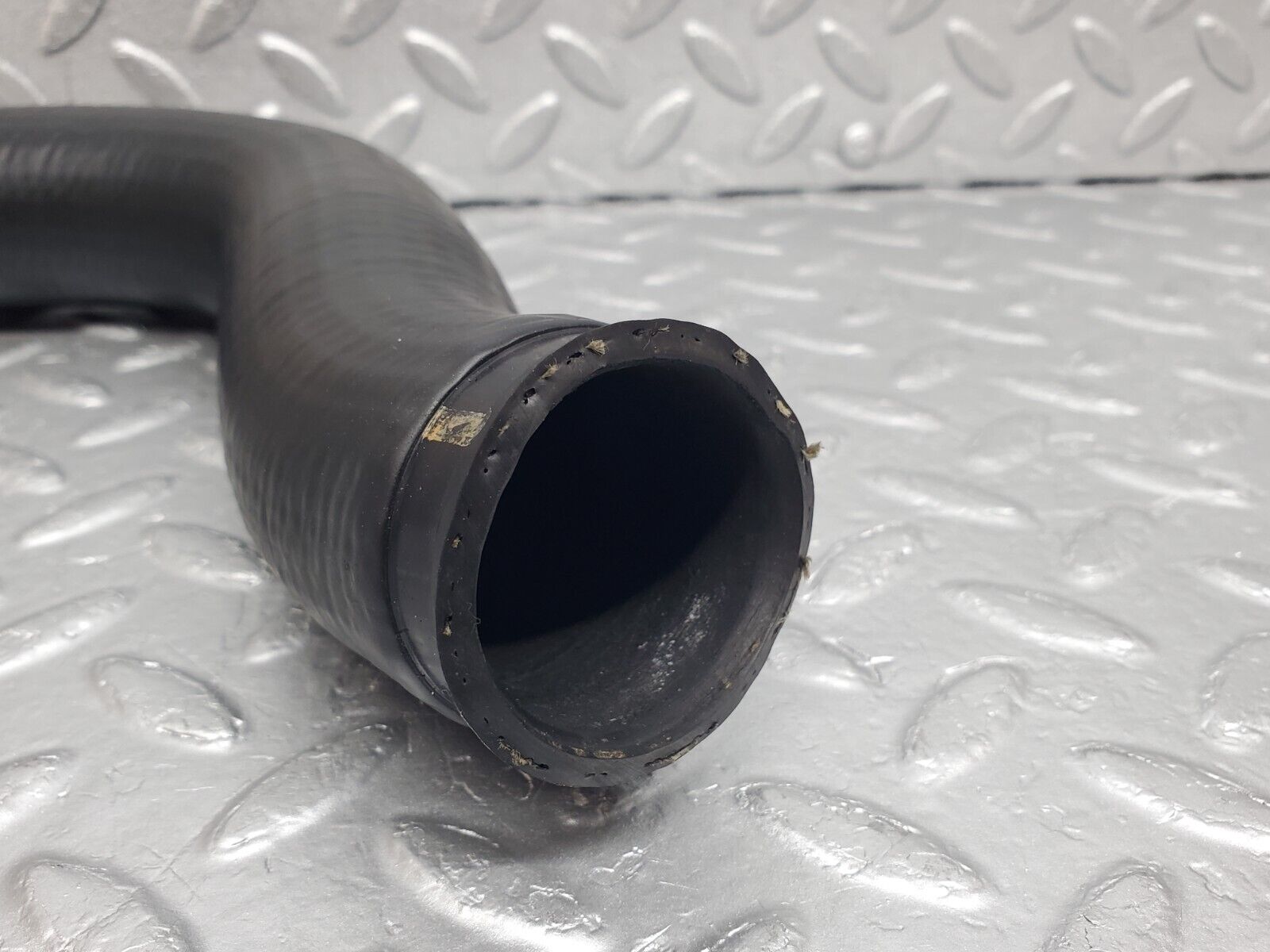 45843 Mercedes-Benz W126 420SE Radiator Hose Pipe 1265014782