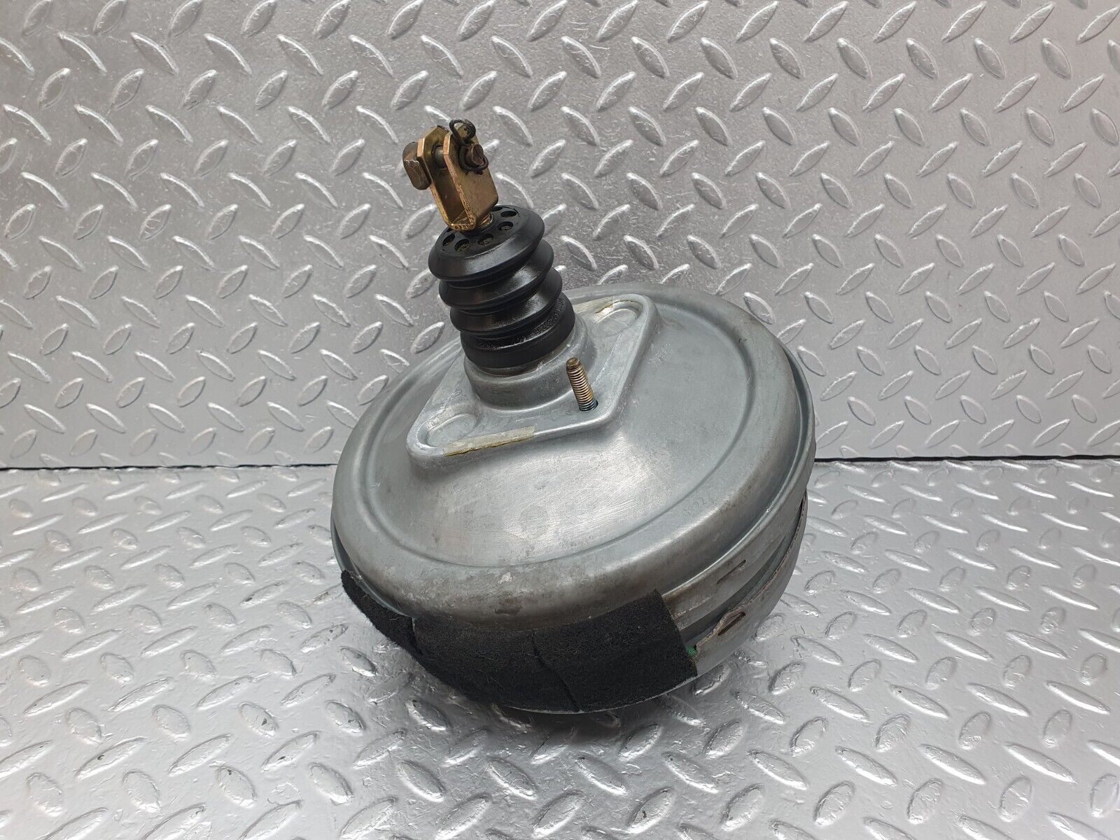 42407 Mercedes-Benz R129 320SL Coupe Brake Booster Lucas 0044302730