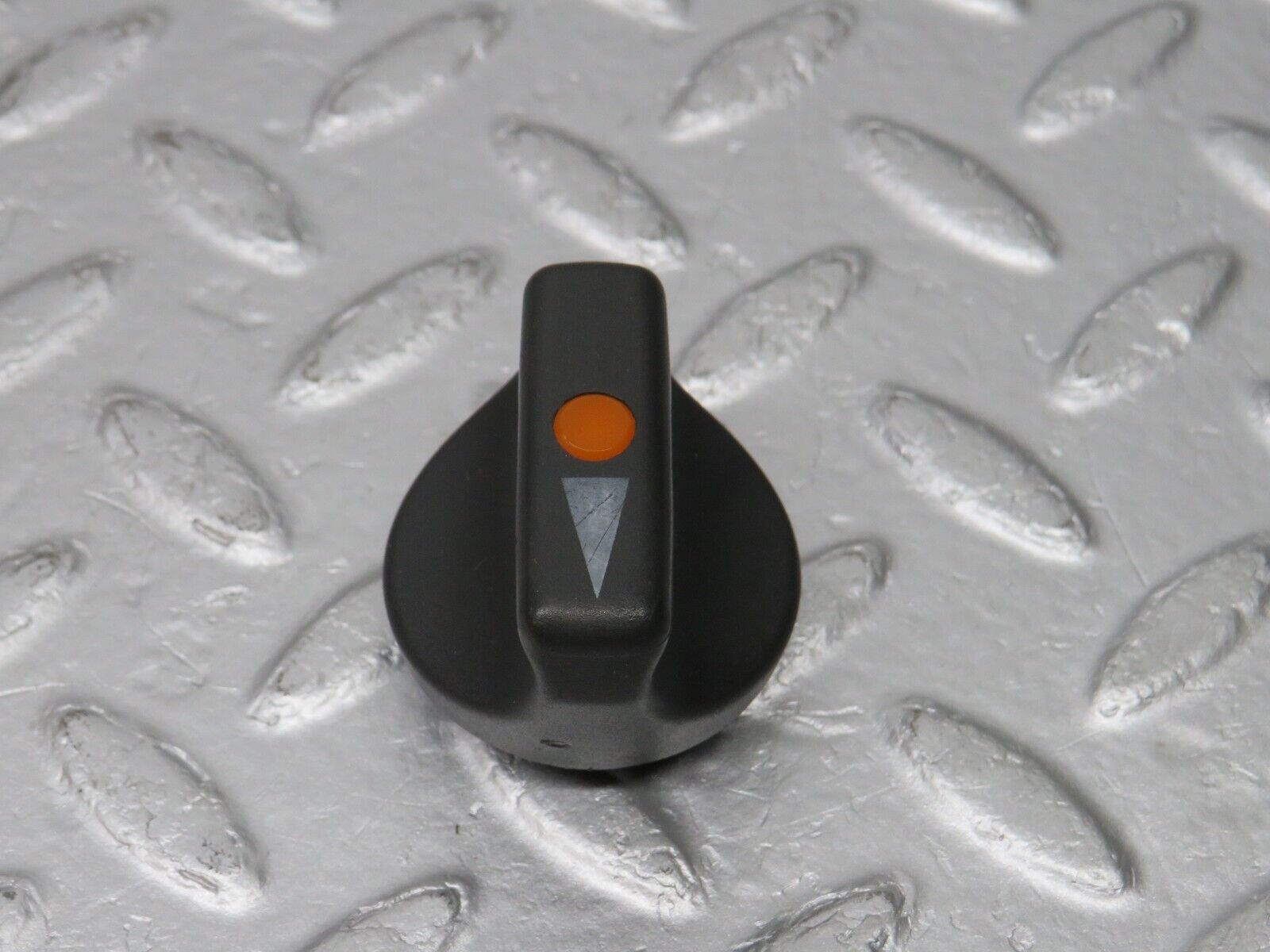 39173 Mercedes-Benz R107 500SL Headlight Switch Knob 1265400083