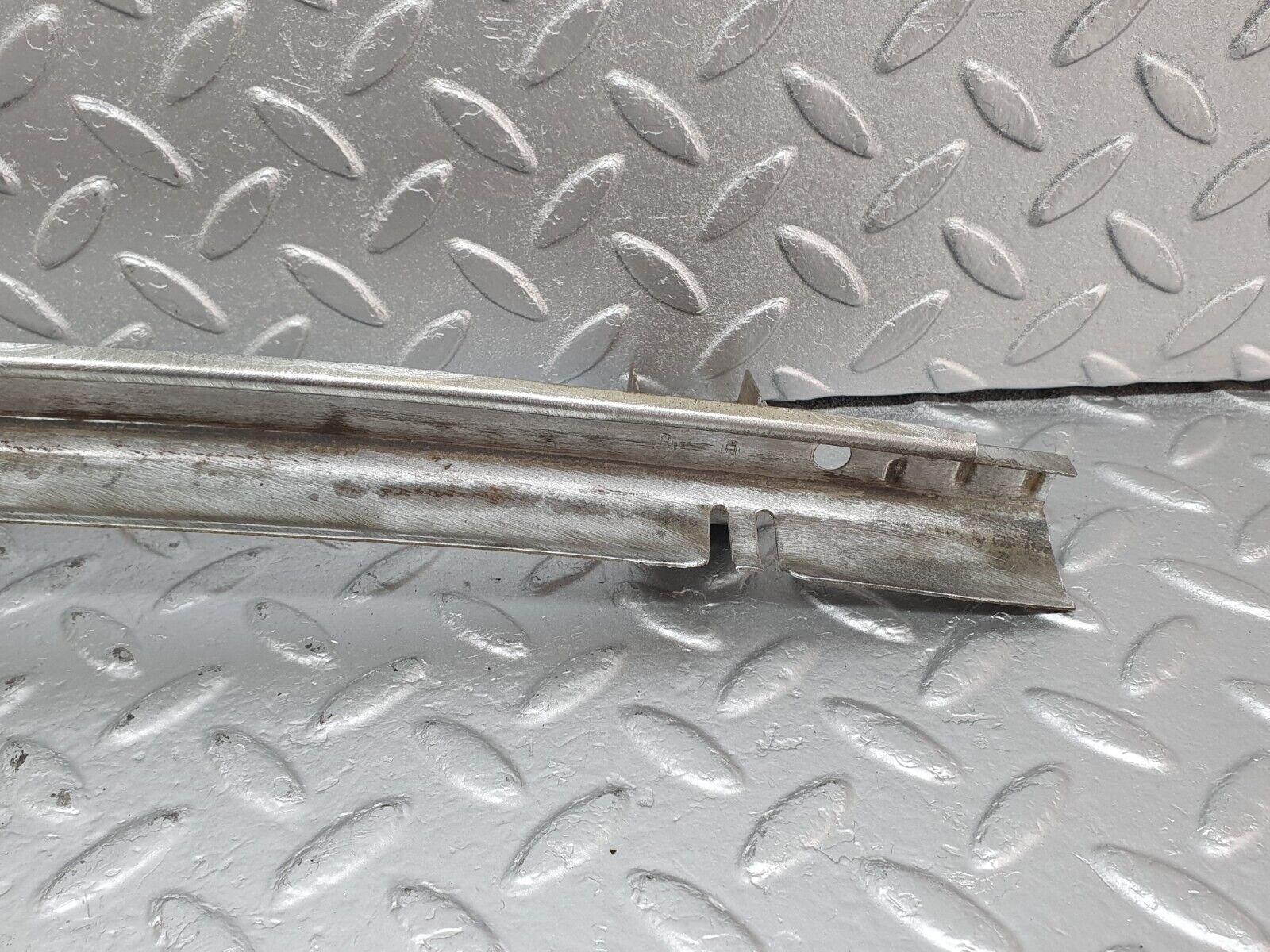 43194 Mercedes-Benz W108 280SE Front Left Door Window Channel
