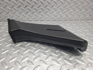 W126 Coupe air duct front left used OEM