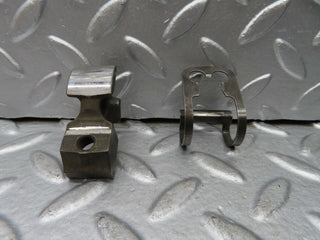 R107 SL valve rocker arm with retaining spring used OEM