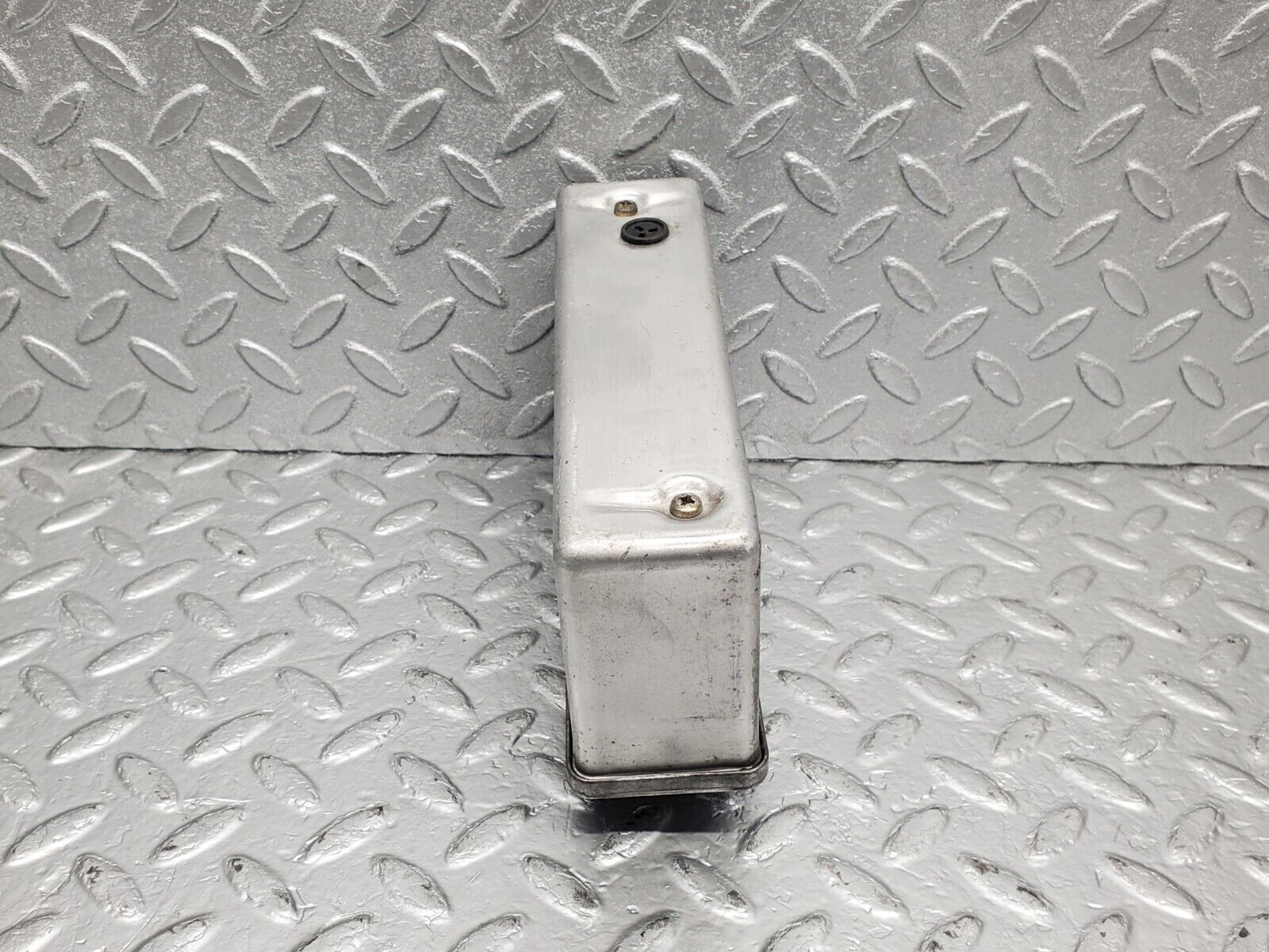 44044054