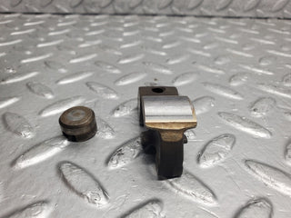 W126 Coupe valve rocker arm with valve tappet used OEM