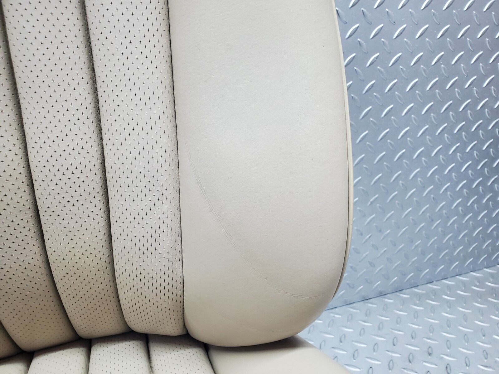 45869 Mercedes-Benz W126 420SE Front Left Electric Seat Leather Beige 1269102650