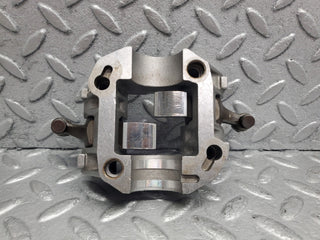 W124 rocker arms camshaft bearing block used OEM