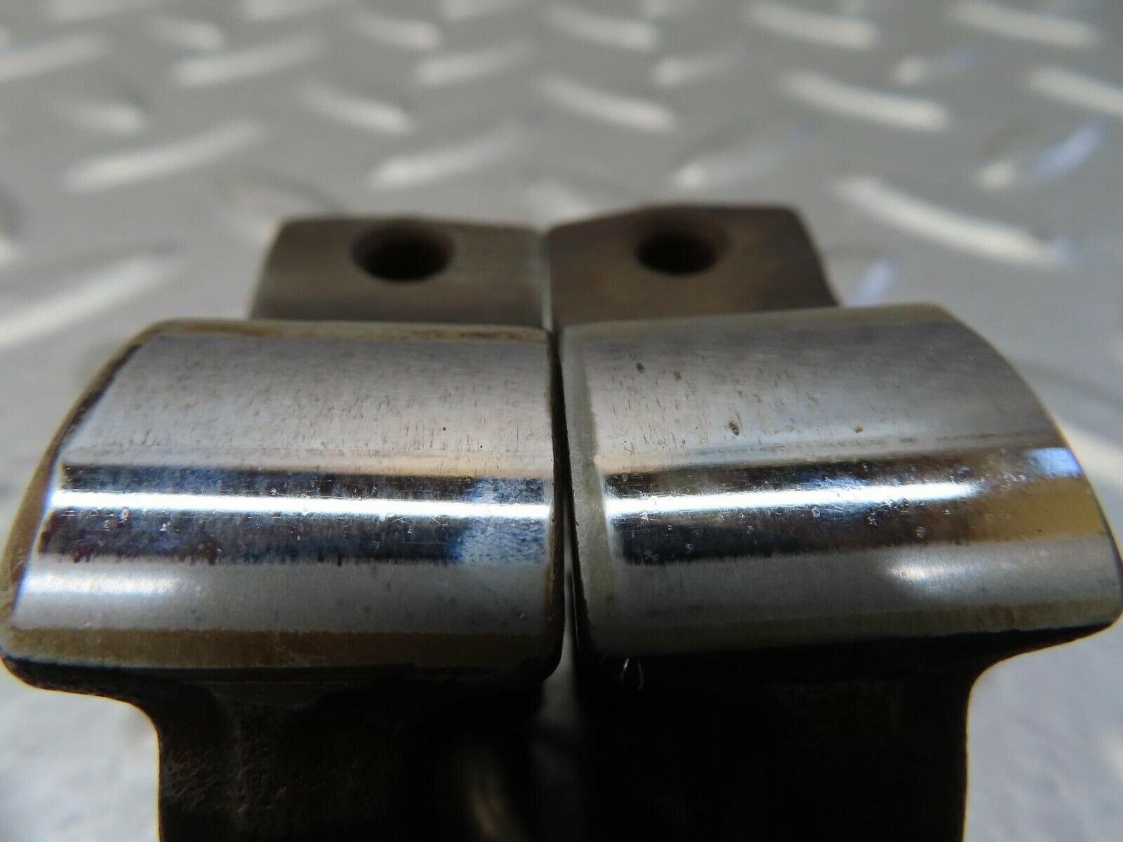 15697 Mercedes-Benz R107 450SL Valve Rocker Arm With Valve Tappet Pair