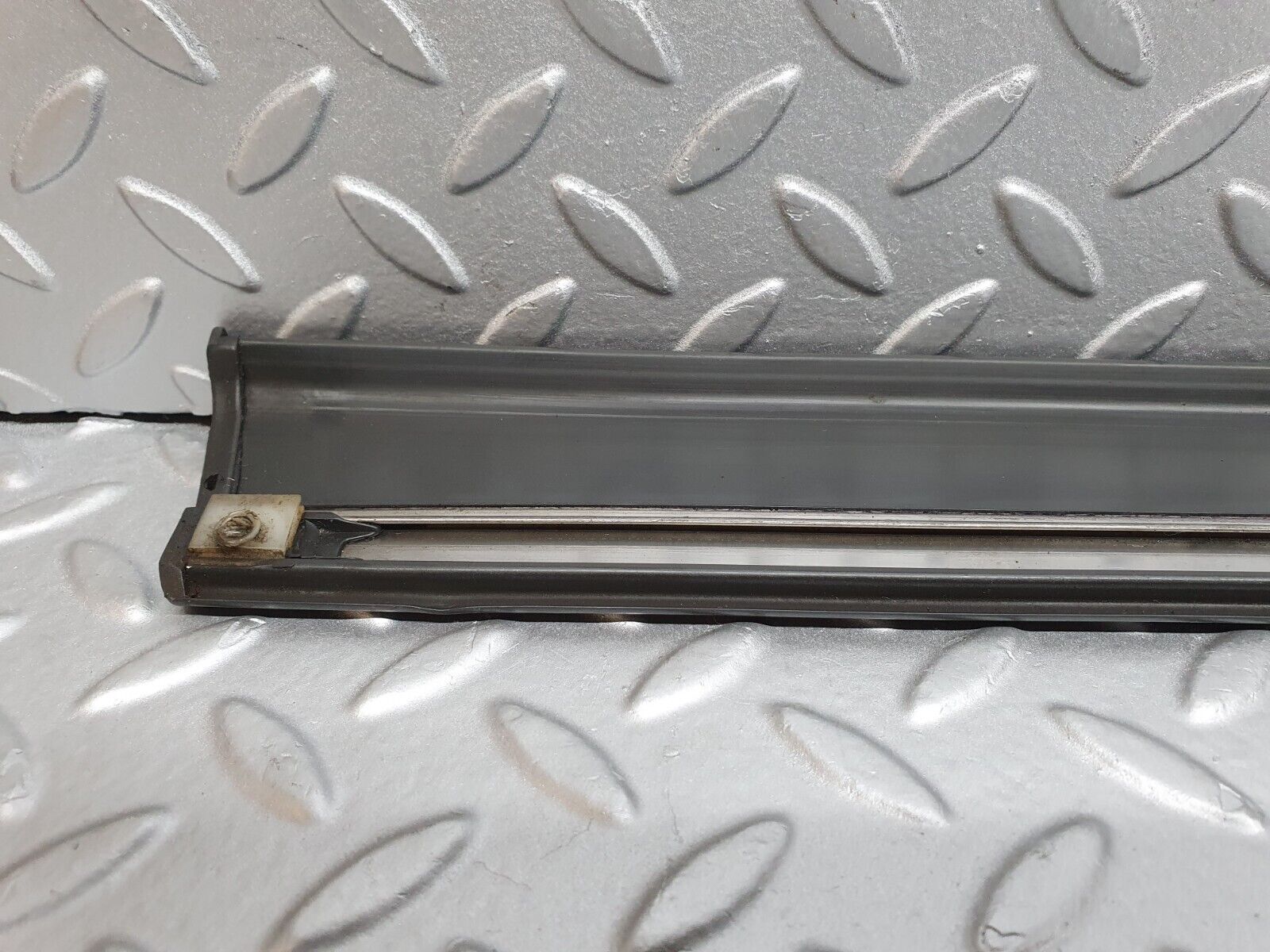 41684 Mercedes-Benz W124 200E Front Right Door Lower Moulding Trim