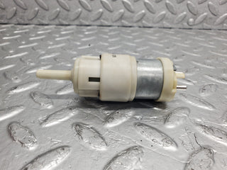 W123 windscreen washer pump used OEM