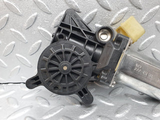 41911 Mercedes-Benz W202 C200 Window Regulator Motor Front Left Bosch 0130821703