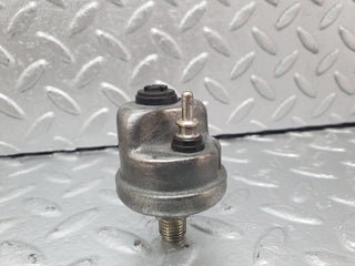 42907 Mercedes-Benz W201 190 2.0L Oil Pressure Sensor 0065429417