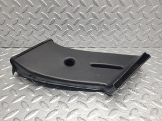 W126 Coupe air duct front left used OEM