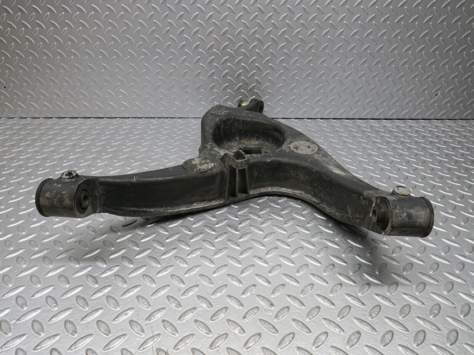 39312 Mercedes-Benz R107 500SL Trailing Arm Control Arm Rear Right 1263520504