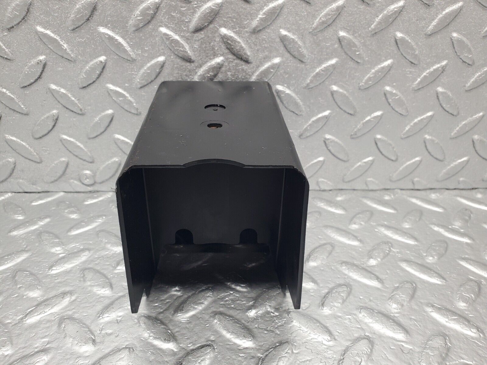 46459 Mercedes-Benz C123 280CE Coupe ABS Brake Pump Cover