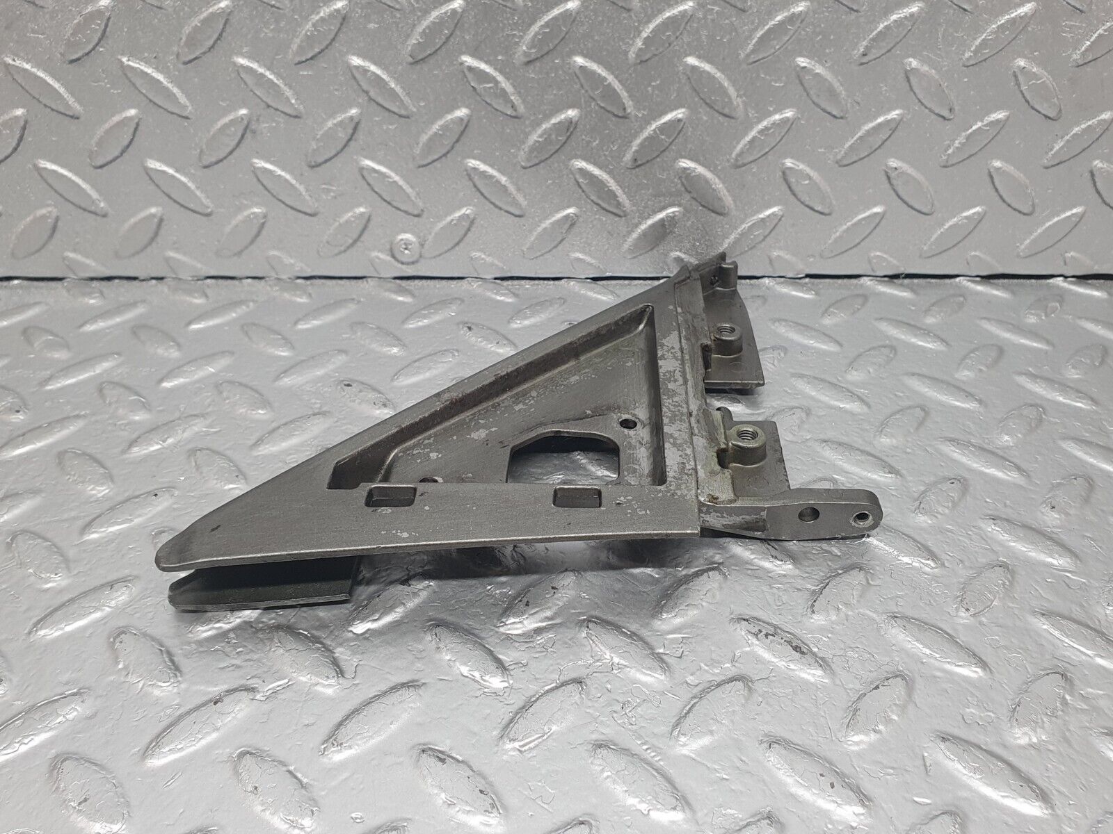 43626 Mercedes-Benz C126 380SEC Coupe Right Mirror Mounting Triangle 1267250241