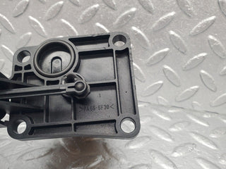 46188 Mercedes-Benz W124 280E Air Intake Resonance Valve