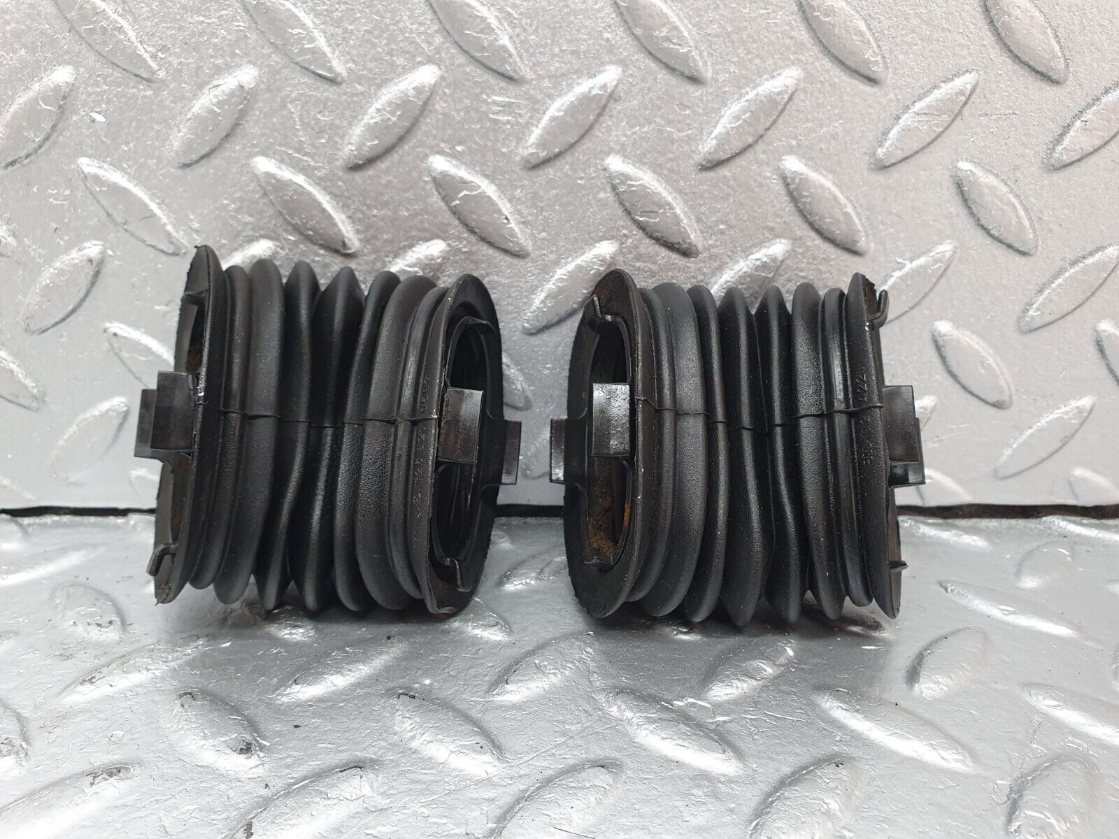 41608 Mercedes-Benz W124 200E Rear Door Wire Protector Rubber 1268210597