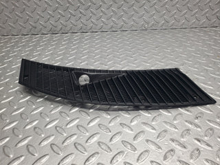 W123 air intake grill right side used OEM
