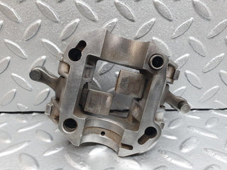 43065 Mercedes-Benz W123 Rocker Arms Camshaft Bearing Block 1020512110