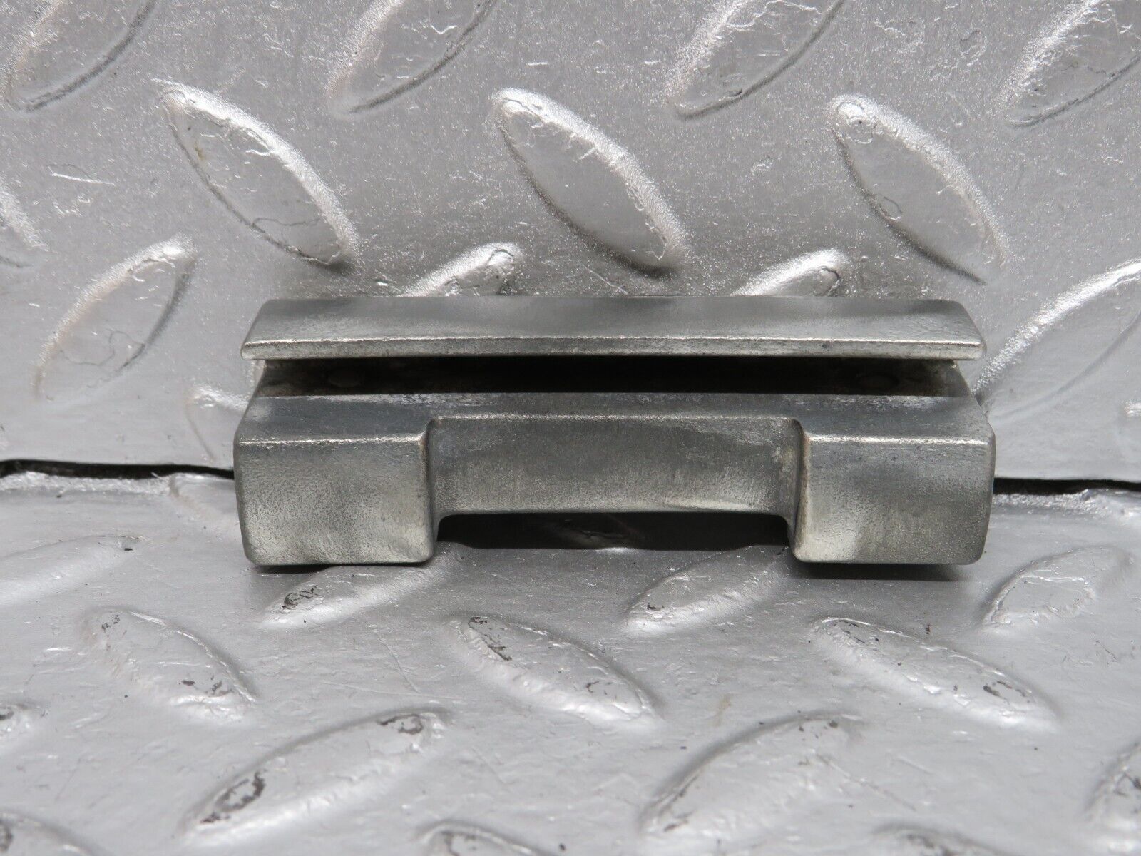 40100 Mercedes-Benz R107 350SL Door Window Guide Bracket