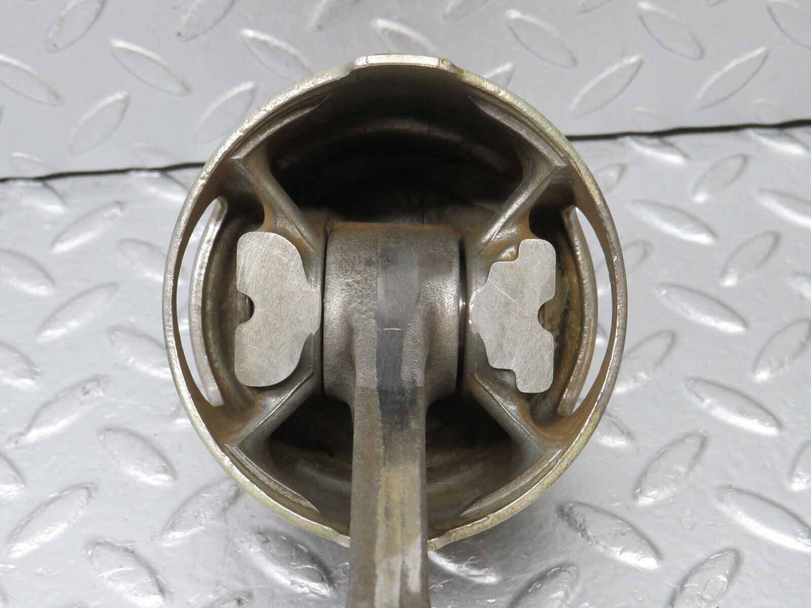 39305 Mercedes-Benz R107 500SL Piston With Connecting Rod 96,515mm