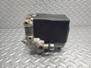 W126 Coupe abs brake pump used OEM