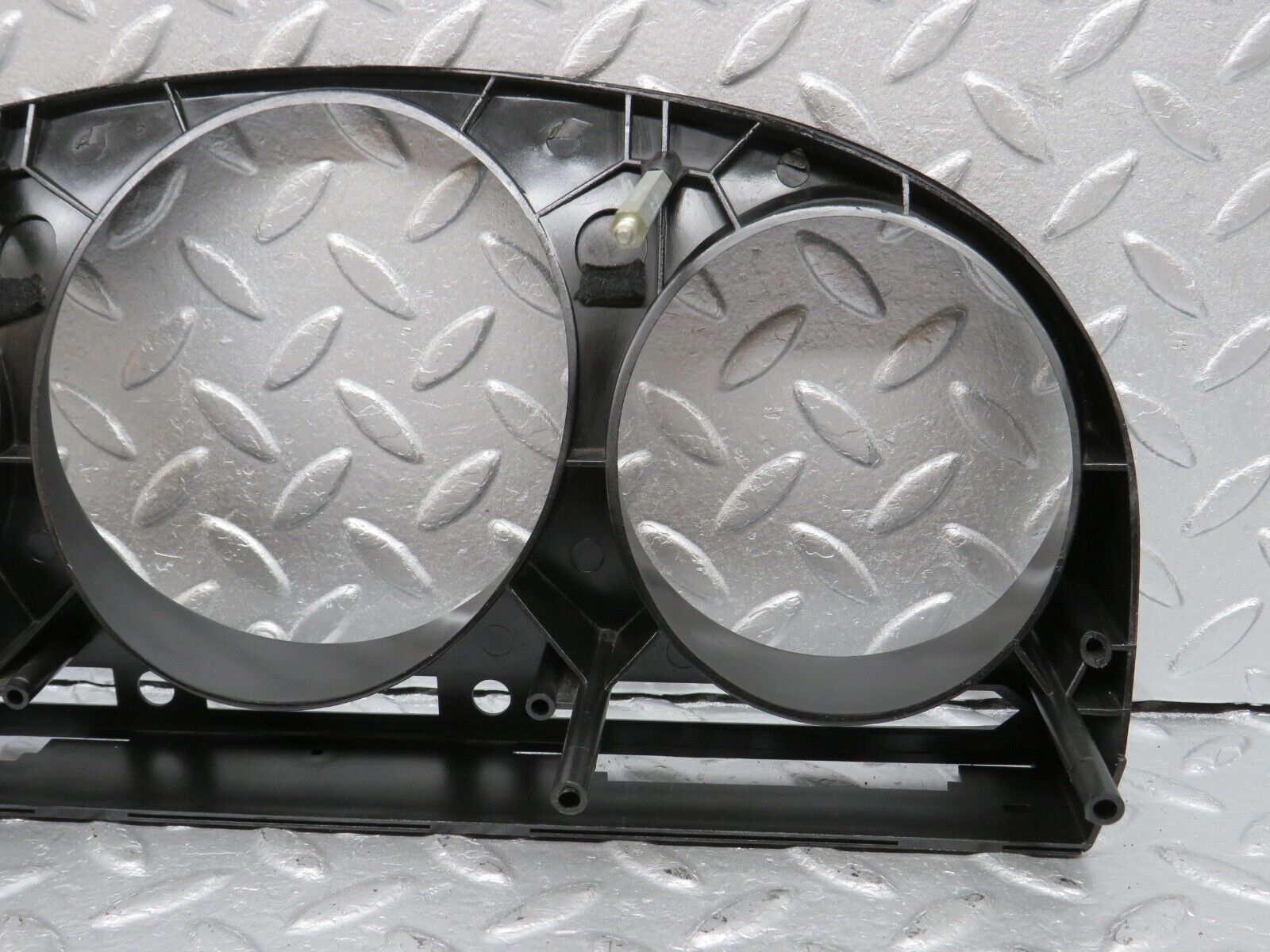 40073 Mercedes-Benz R107 350SL Instrument Cluster Housing