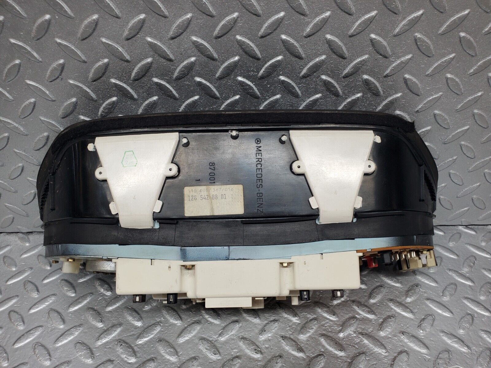 45841 Mercedes-Benz W126 420SE Instrument Cluster 1265428801