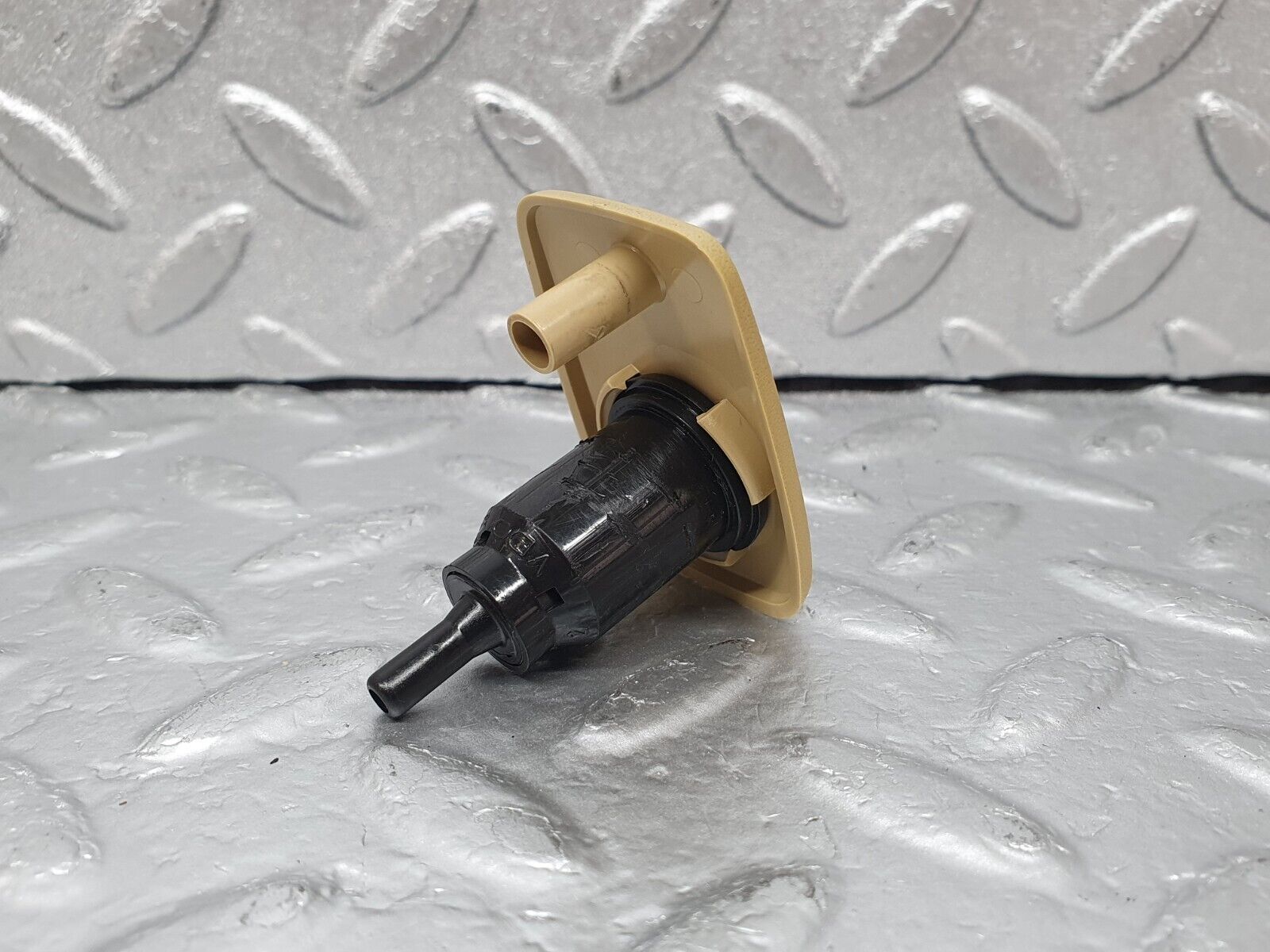 44082 Mercedes-Benz C123 230CE Coupe Front Right Seat Folding Button