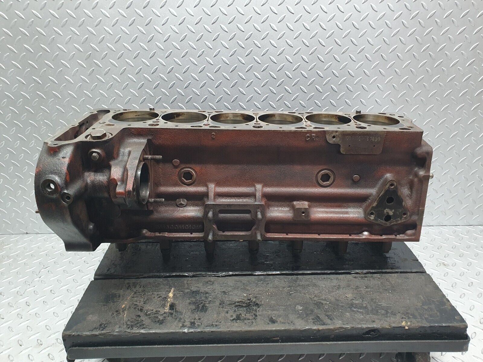 43487 Mercedes-Benz W108 280SE Engine Block 130.980 1300110101