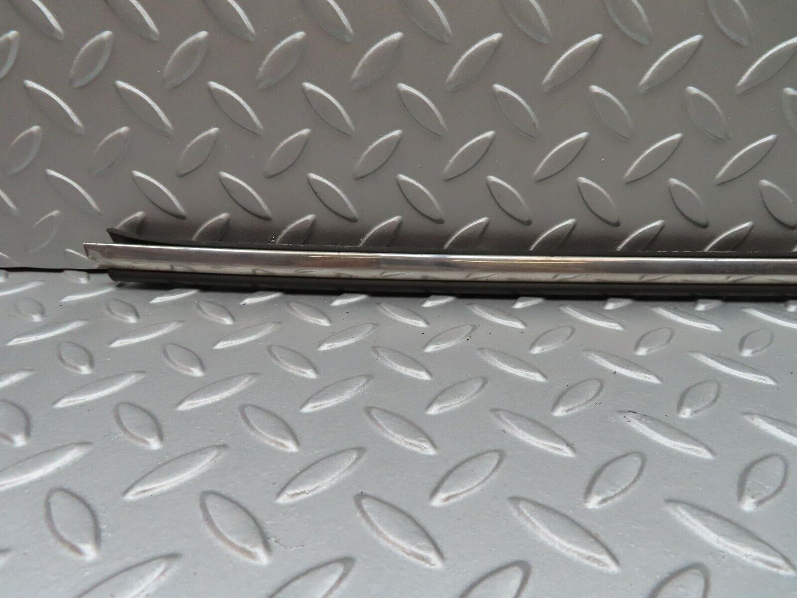 3490 Mercedes-Benz W108 280SE Centre Door Chrome Trim Rear Right