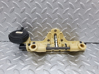 41842 Mercedes-Benz W202 C200 Headrest Folding Mechanism