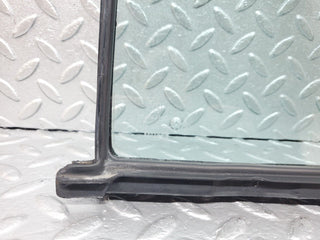 44369 Mercedes-Benz W123 280E Rear Right Quarter Window Glass 1237350224