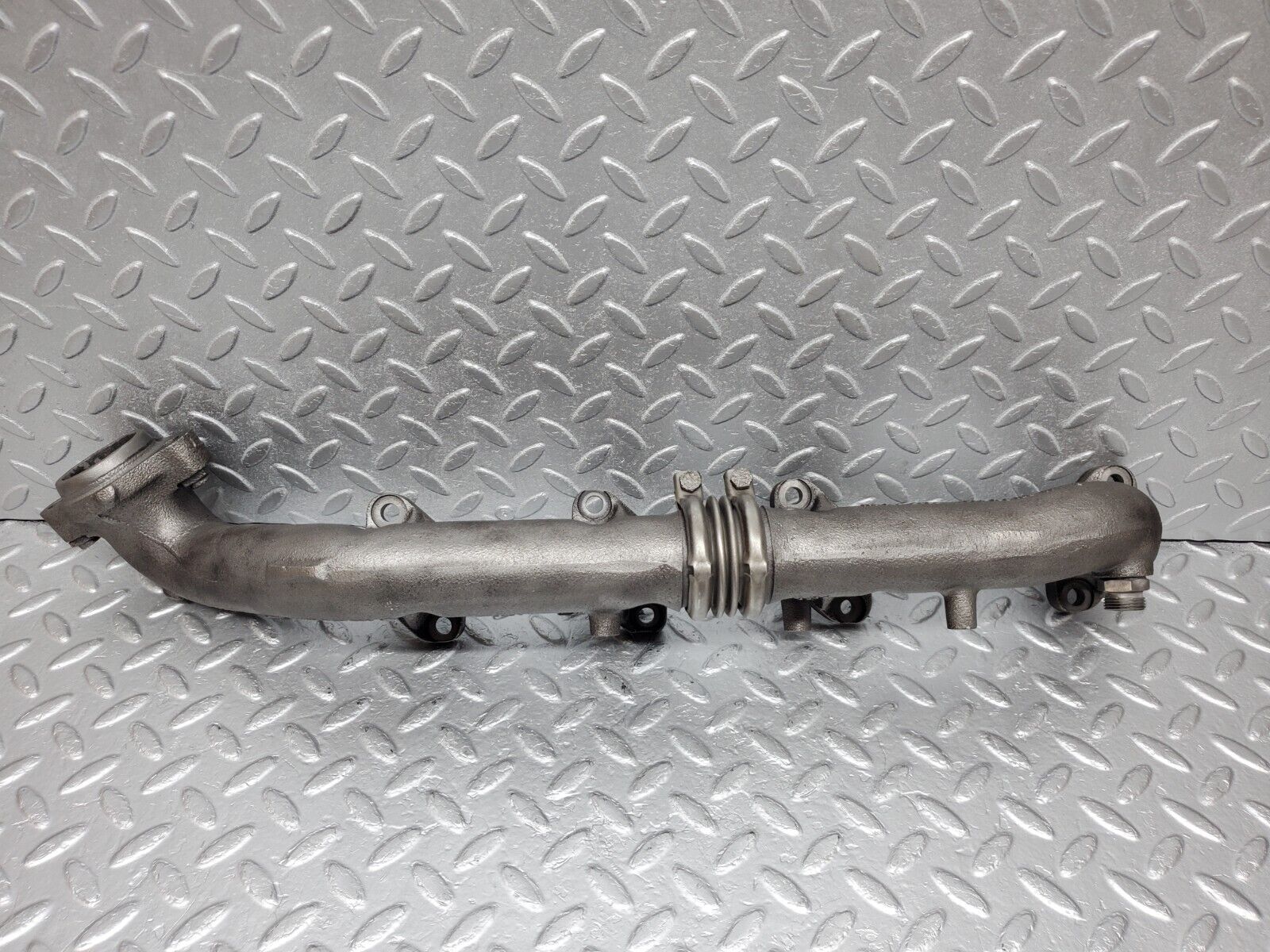 45919 Mercedes-Benz W126 420SE Exhaust Manifold Left 1161422302