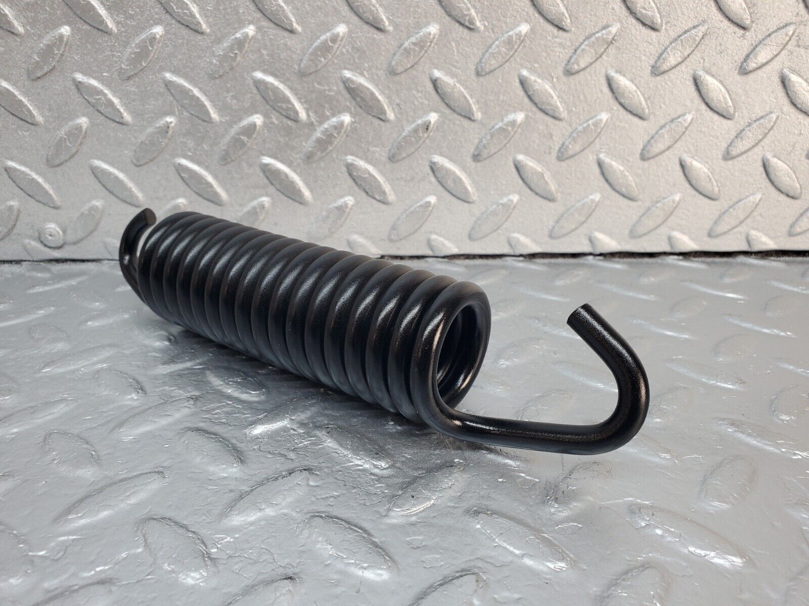 45950 Mercedes-Benz W126 420SE Bonnet Hinge Spring