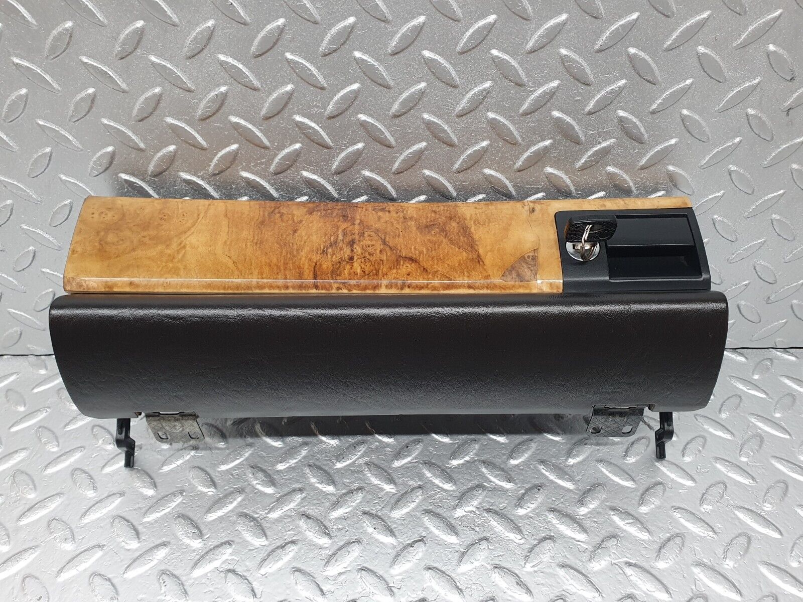 43708 Mercedes-Benz C126 380SEC Coupe Glove Box Door With Key