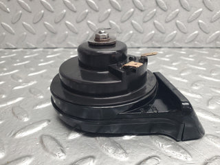 W124 Wagon horn used OEM