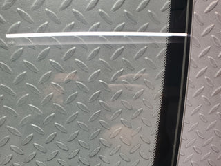 W140 front left door double window glass used OEM