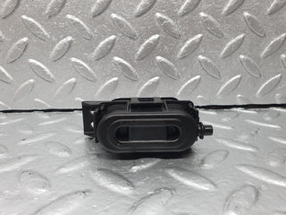 R129 SL heater box vacuum actuator used OEM