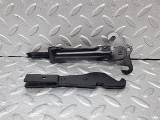 44499 Mercedes-Benz W123 280E Handbrake Adjusting Handbrake Regulator