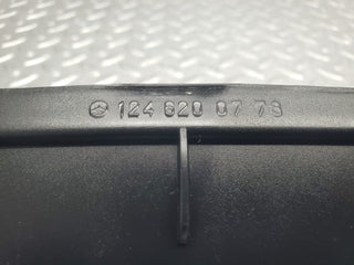 W124 Wagon windscreen water drain middle used OEM