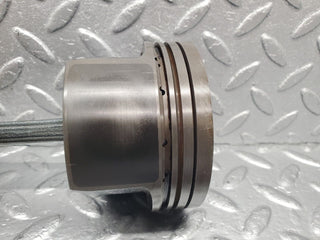 W124 piston with connecting rod used OEM